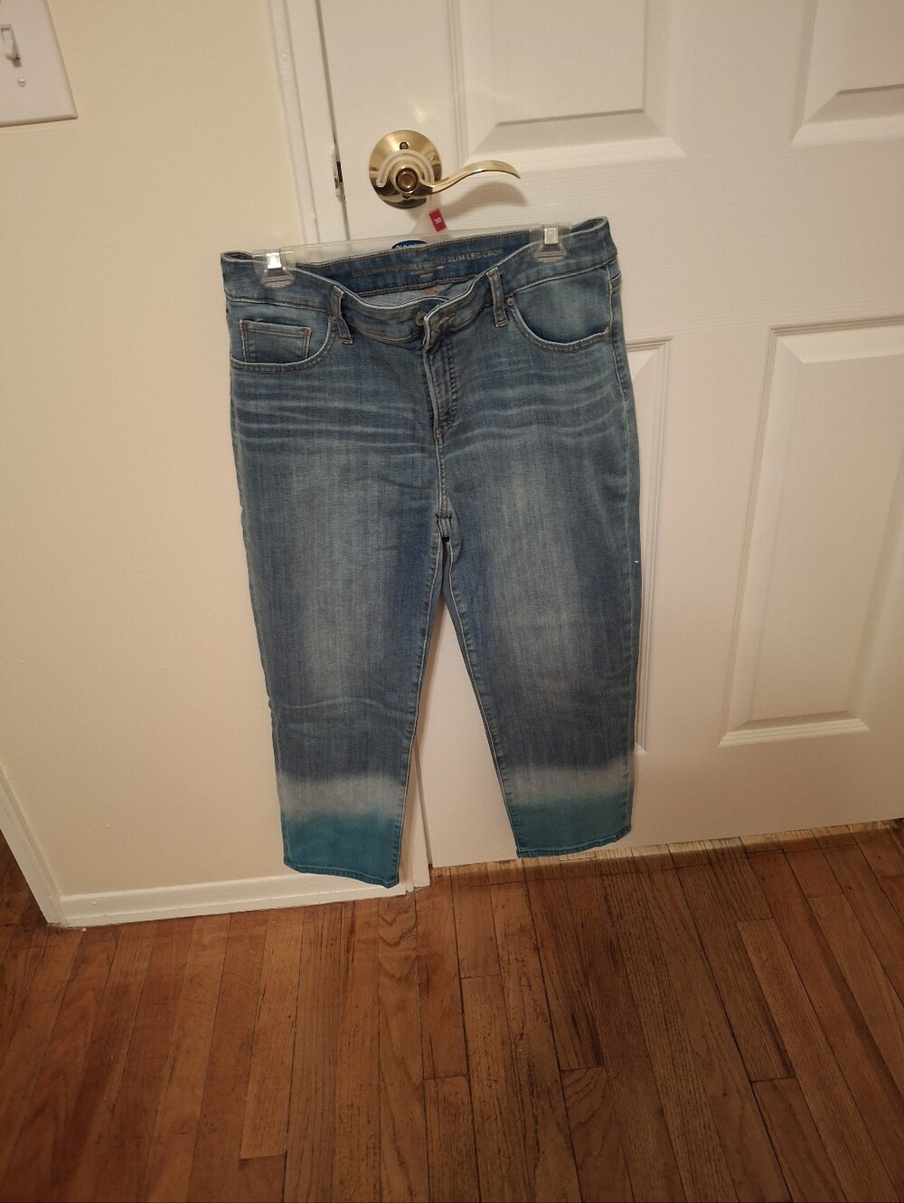 Chico's Light Blue Ombre Hem Cropped Jeans